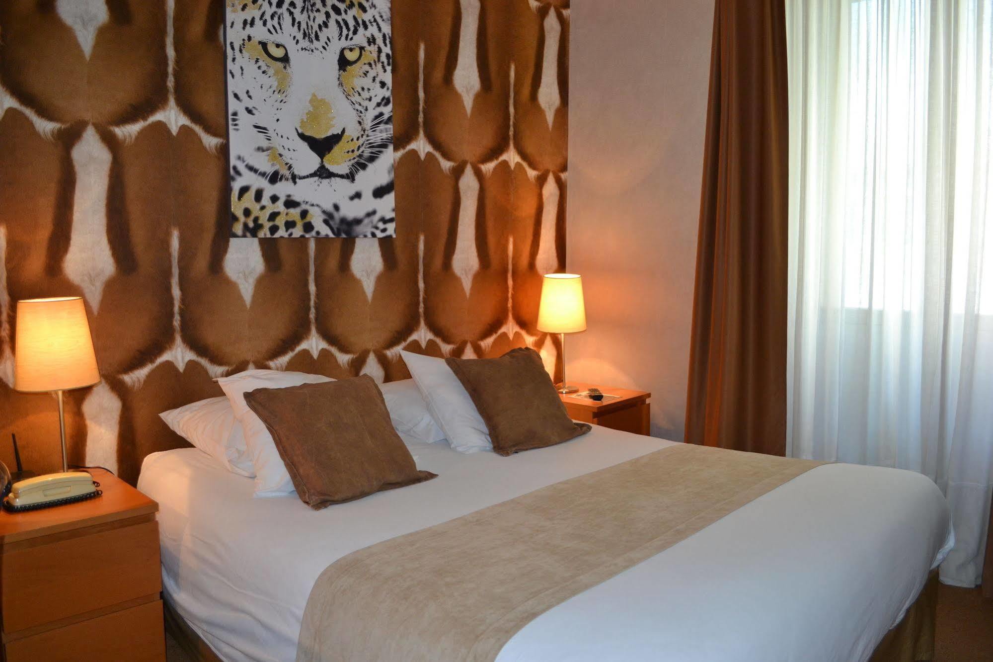 Saint Ferreol Hotel มาร์กเซย ภายนอก รูปภาพ